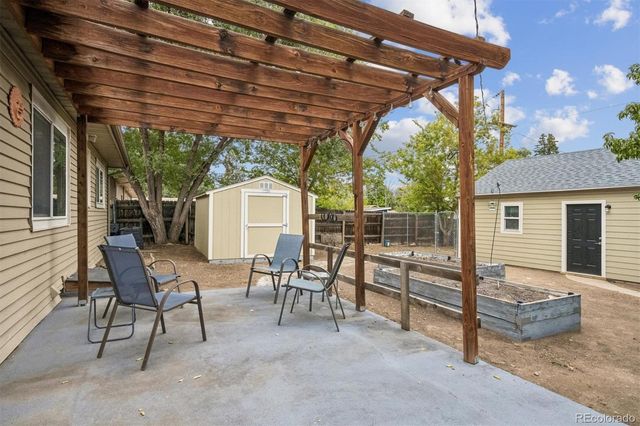 2201 W 56th Place, Denver, CO 80221