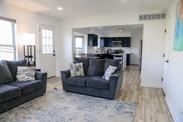 674 Elyse Way, Florence, KY 41042