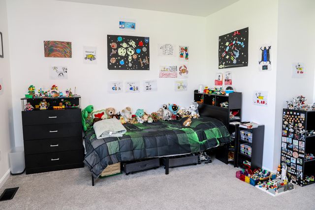 674 Elyse Way, Florence, KY 41042