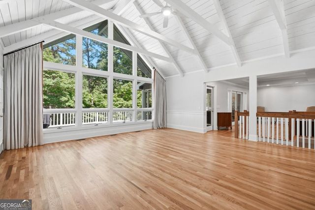 6504 Yacht Club Road, Flowery Branch, GA 30542