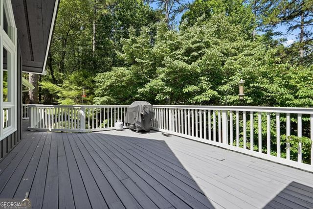 6504 Yacht Club Road, Flowery Branch, GA 30542