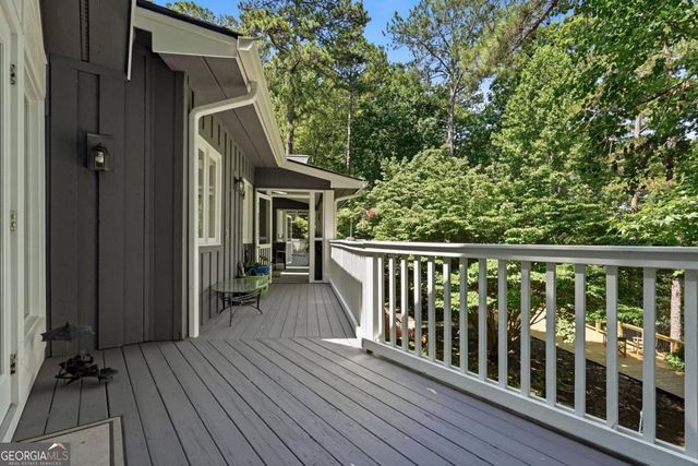 6504 Yacht Club Road, Flowery Branch, GA 30542