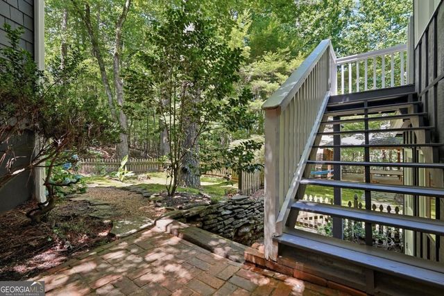 6504 Yacht Club Road, Flowery Branch, GA 30542