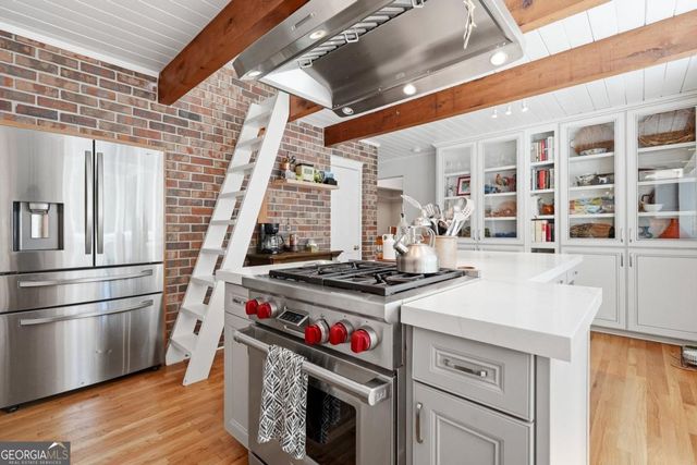 6504 Yacht Club Road, Flowery Branch, GA 30542