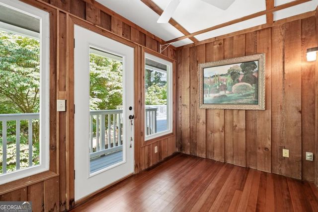 6504 Yacht Club Road, Flowery Branch, GA 30542