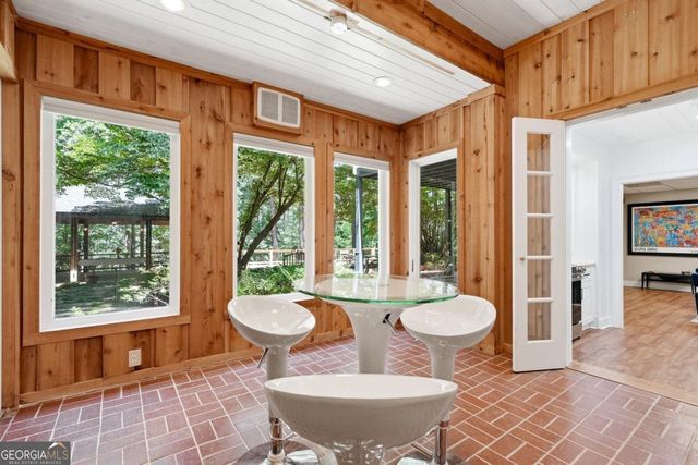 6504 Yacht Club Road, Flowery Branch, GA 30542