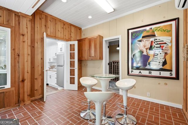 6504 Yacht Club Road, Flowery Branch, GA 30542