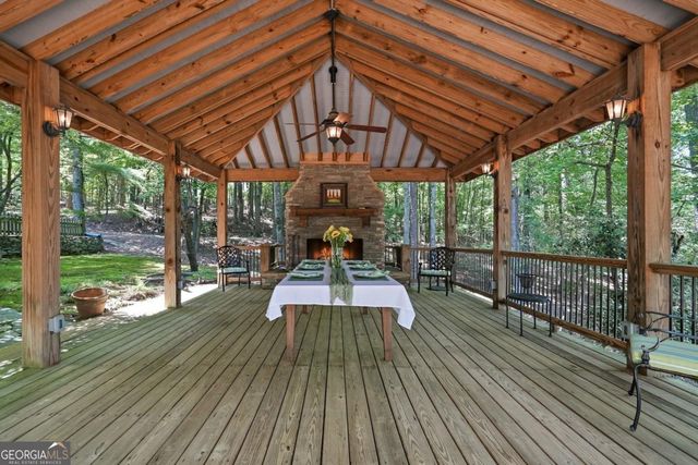 6504 Yacht Club Road, Flowery Branch, GA 30542