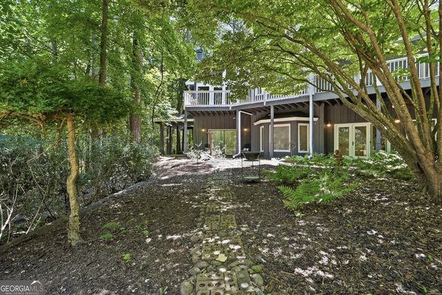 6504 Yacht Club Road, Flowery Branch, GA 30542