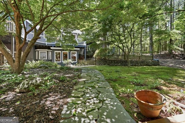 6504 Yacht Club Road, Flowery Branch, GA 30542