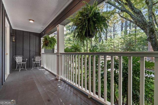 6504 Yacht Club Road, Flowery Branch, GA 30542