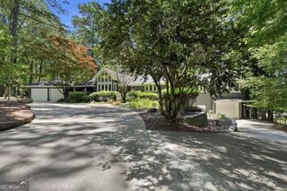 6504 Yacht Club Road, Flowery Branch, GA 30542