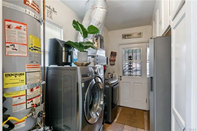 3907 Edgehill Drive, Leimert Park, CA 90008
