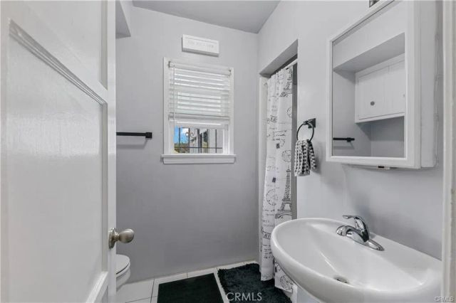 3907 Edgehill Drive, Leimert Park, CA 90008