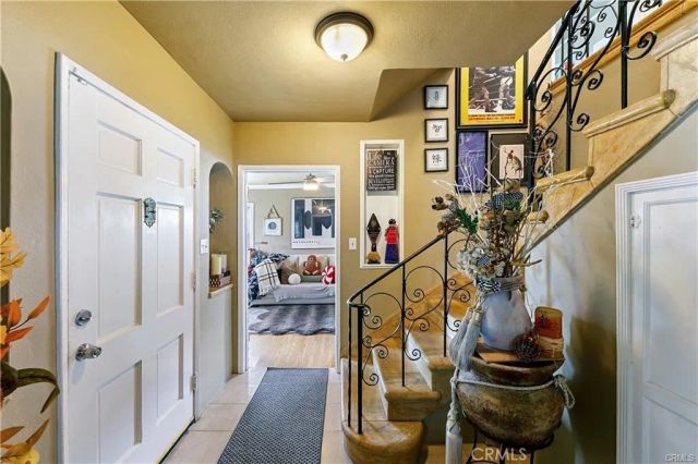 3907 Edgehill Drive, Leimert Park, CA 90008