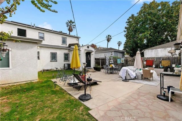 3907 Edgehill Drive, Leimert Park, CA 90008