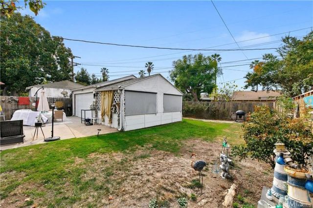 3907 Edgehill Drive, Leimert Park, CA 90008