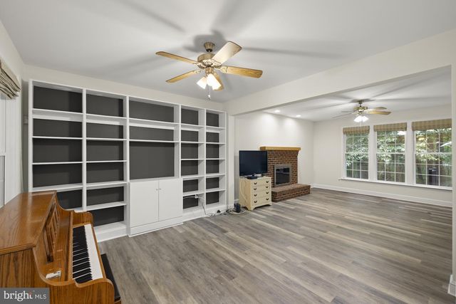 5580 RHONDA RD, Sykesville, MD 21784