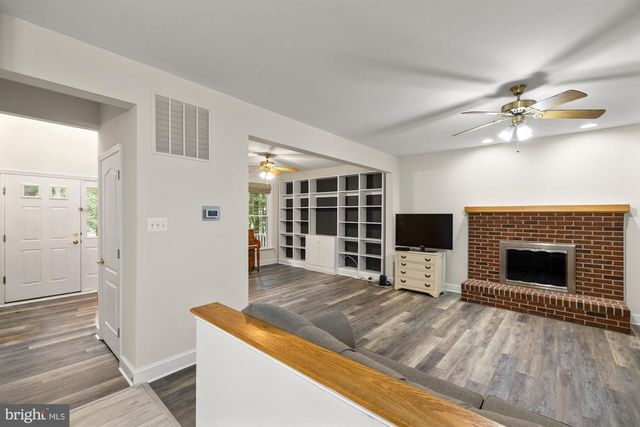 5580 RHONDA RD, Sykesville, MD 21784