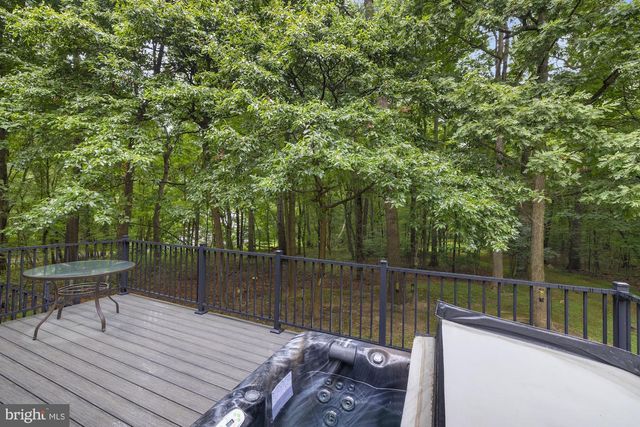 5580 RHONDA RD, Sykesville, MD 21784