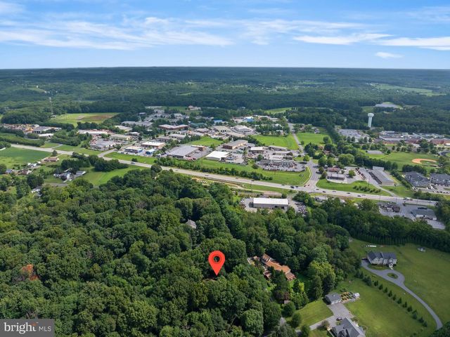 5580 RHONDA RD, Sykesville, MD 21784