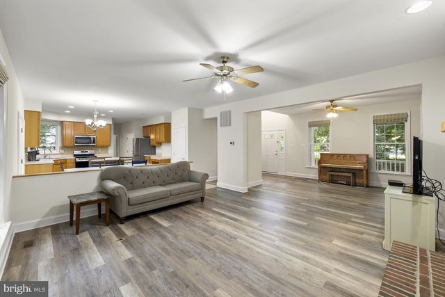 5580 RHONDA RD, Sykesville, MD 21784