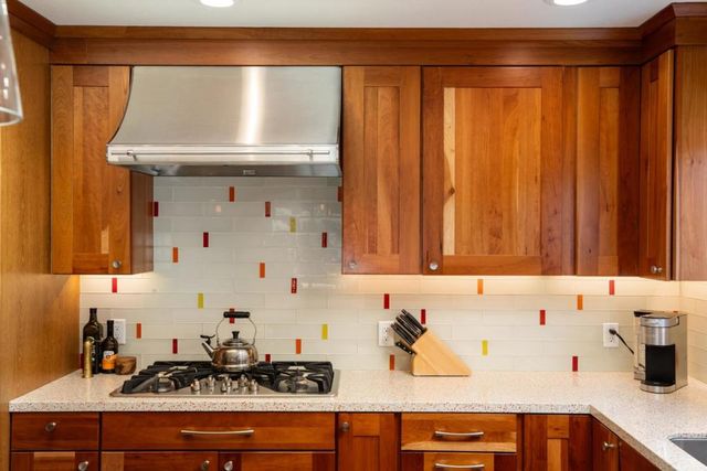 1267 Foothill Street, Redwood City, CA 94061
