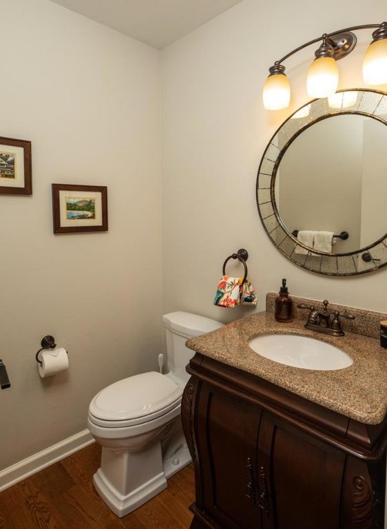 Image 13 of property listing at 1267 Foothill Street, Redwood City, CA 94061