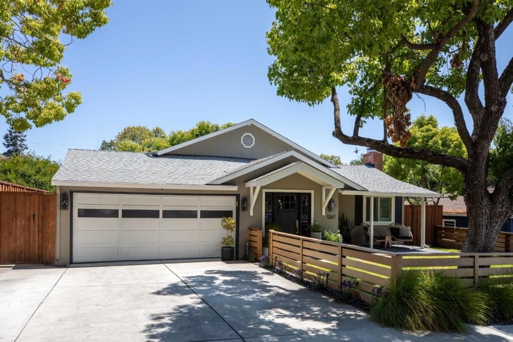 Image 3 of property listing at 1267 Foothill Street, Redwood City, CA 94061