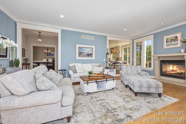 2450 Shears Crossing Court, Grand Rapids, MI 49525