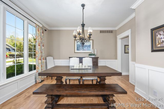 2450 Shears Crossing Court, Grand Rapids, MI 49525