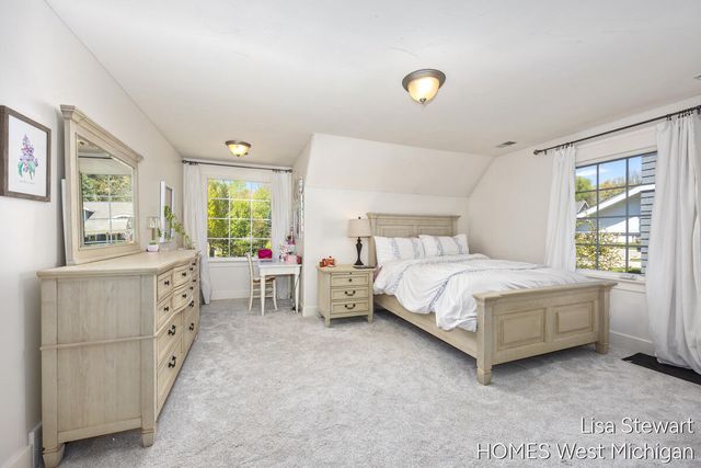 2450 Shears Crossing Court, Grand Rapids, MI 49525