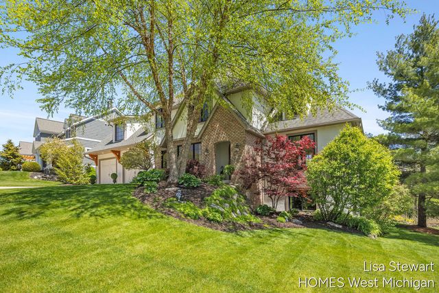 2450 Shears Crossing Court, Grand Rapids, MI 49525