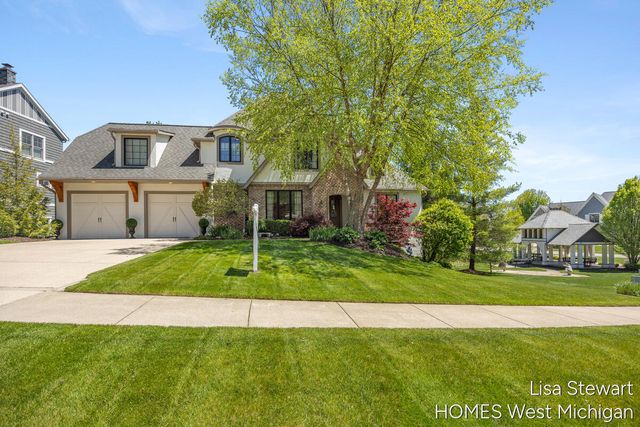 2450 Shears Crossing Court, Grand Rapids, MI 49525