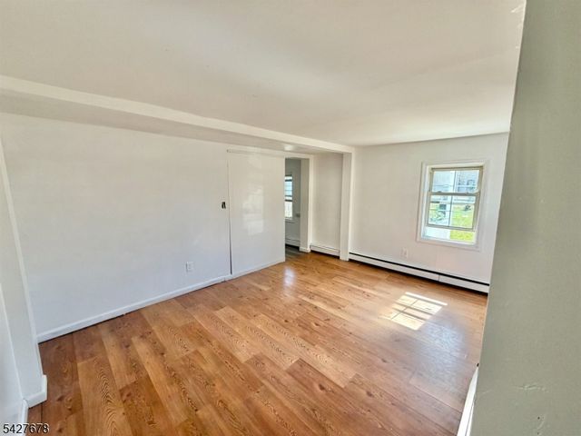 170 Main St, East Brunswick Twp., NJ 08816
