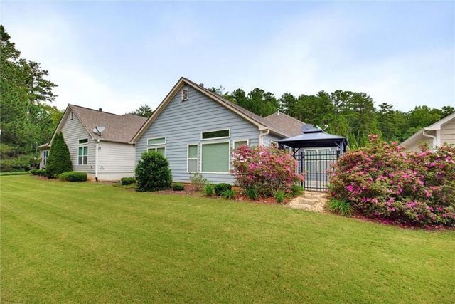 2047 Imperial Pond, Powder Springs, GA 30127