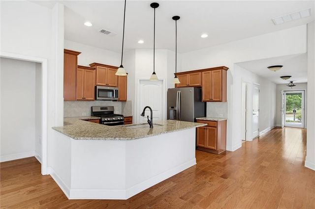 2047 Imperial Pond, Powder Springs, GA 30127