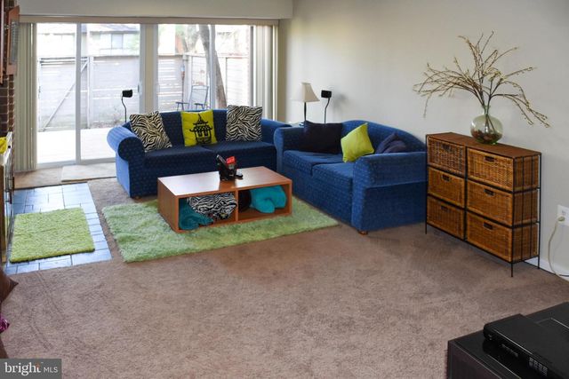 11768 INDIAN RIDGE RD, Reston, VA 20191