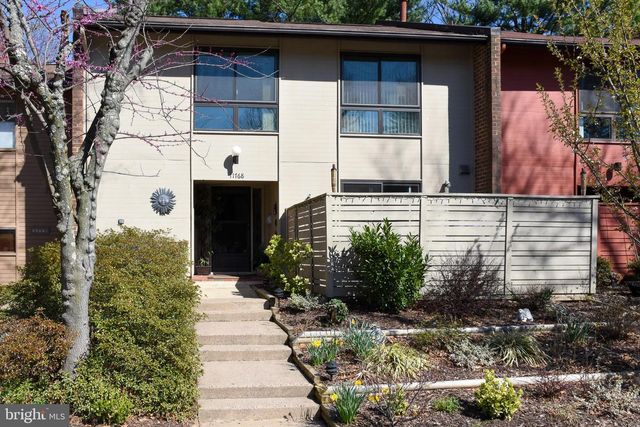 11768 INDIAN RIDGE RD, Reston, VA 20191