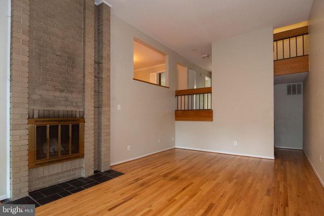 11768 INDIAN RIDGE RD, Reston, VA 20191