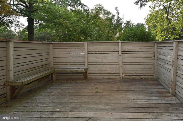 11768 INDIAN RIDGE RD, Reston, VA 20191