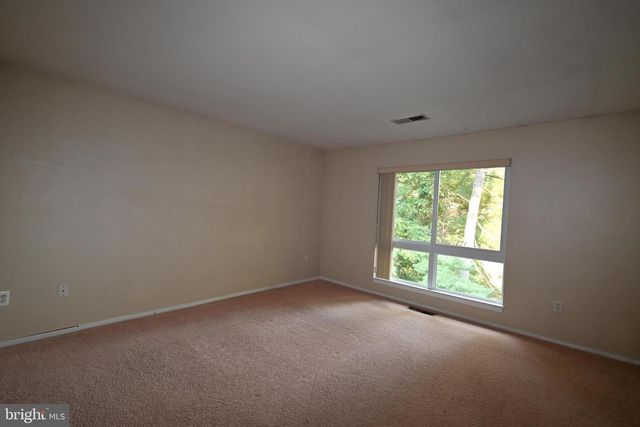 11768 INDIAN RIDGE RD, Reston, VA 20191