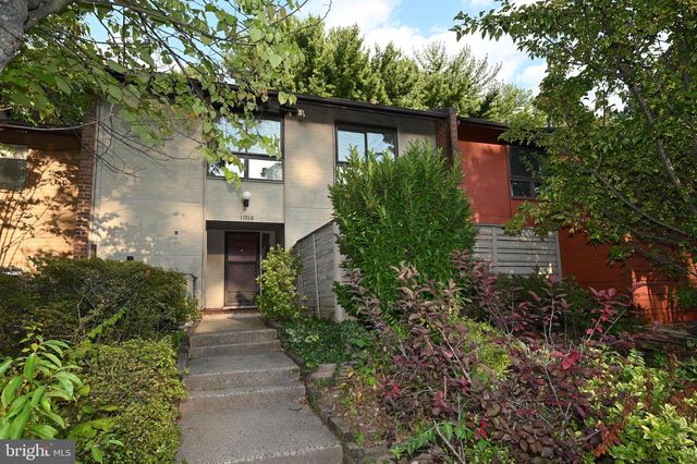 11768 INDIAN RIDGE RD, Reston, VA 20191