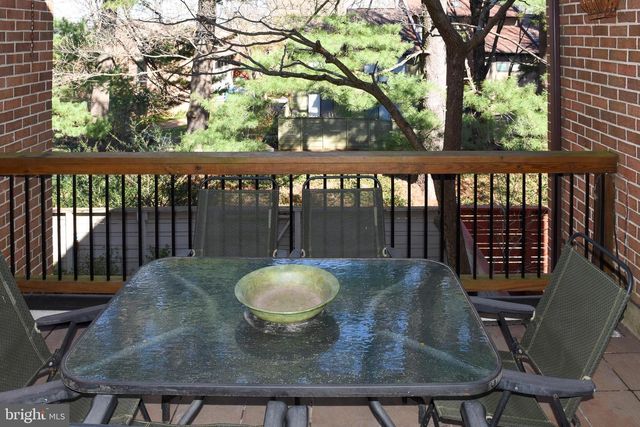 11768 INDIAN RIDGE RD, Reston, VA 20191