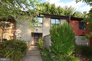 11768 INDIAN RIDGE RD, Reston, VA 20191