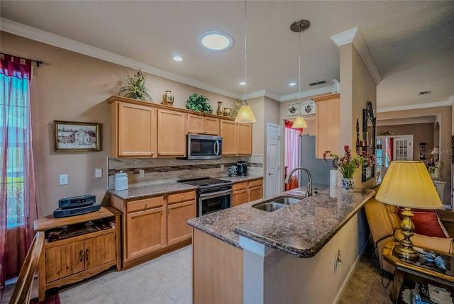 9077 SW 70TH LOOP, Ocala, FL 34481