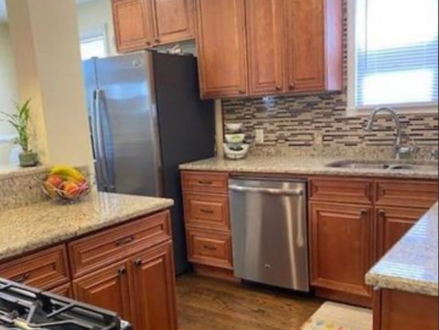 8104 S Fairfield Avenue, Chicago, IL 60652
