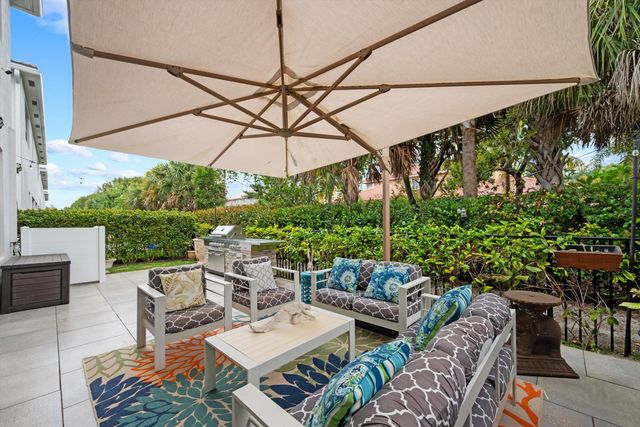 4325 Arcturus Lane, Lake Worth, FL 33467