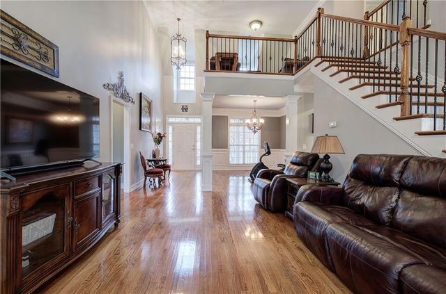 57 Colonial NW Circle, Cartersville, GA 30120