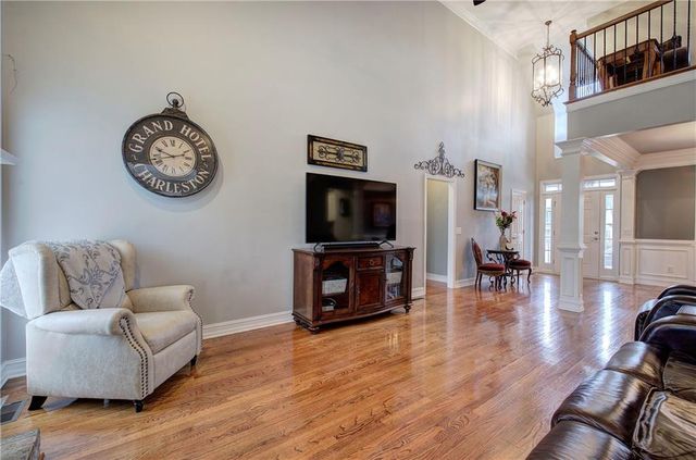 57 Colonial NW Circle, Cartersville, GA 30120